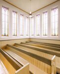 exporuimte met banken
<br/>
De Kerk Onderdendam, 2017